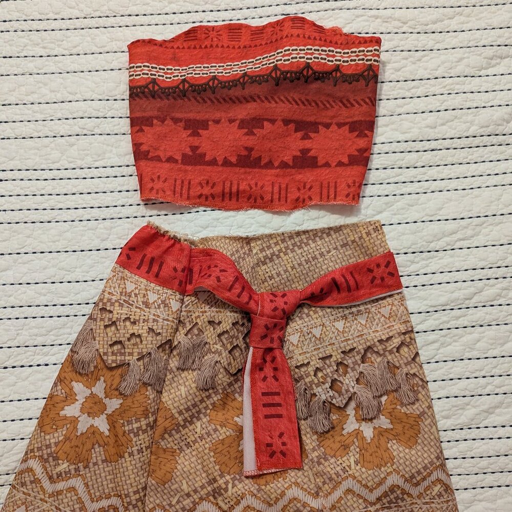 Disney Brand Moana Costume - 4-6x Like new